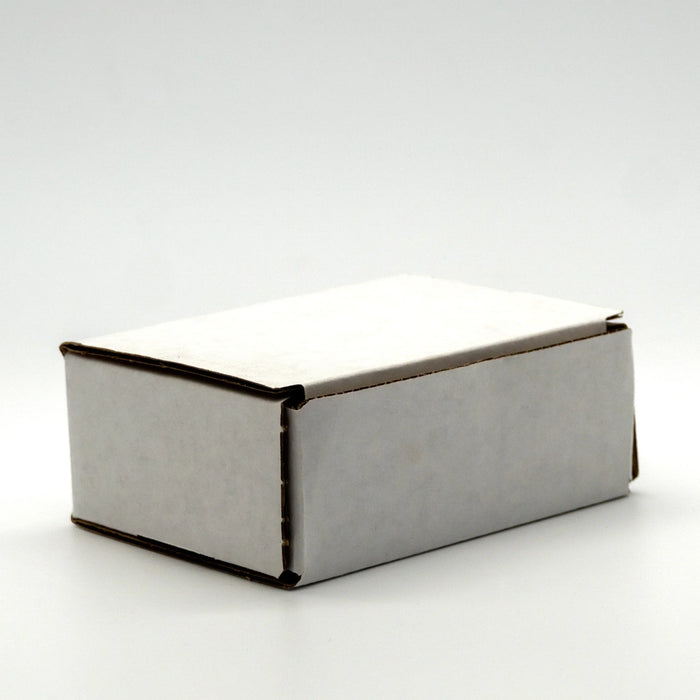 8 x 6 x 4'' White Indestructo Mailers